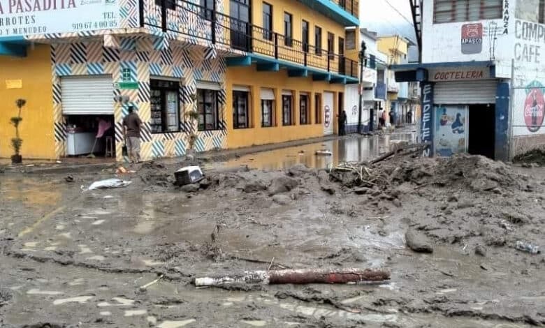 Derrumbes y desbordes de ríos por lluvias en Chiapas