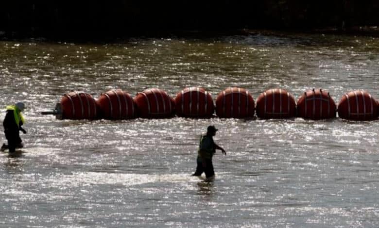 _Barrera flotante_ genera tensiones en la relación entre México y Texas