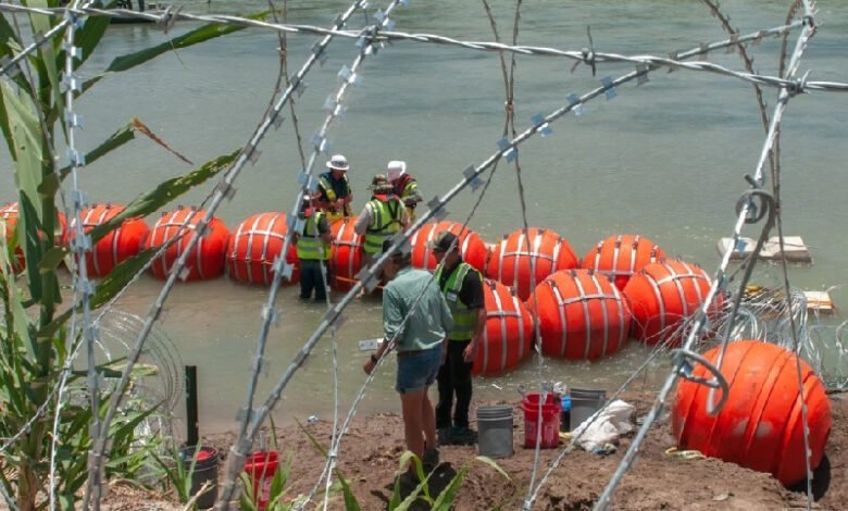 Encuentran segundo fallecido en el río Bravo por las boyas instaladas por Texas