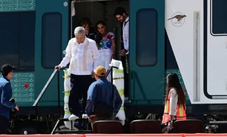 AMLO estrena Tren Maya con primer recorrido de supervisión a bordo