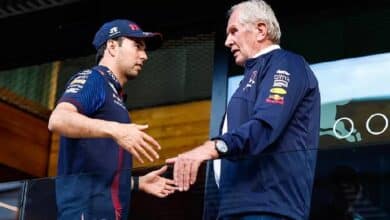 Checo Pérez busca alternativas para seguir en Red Bull F1