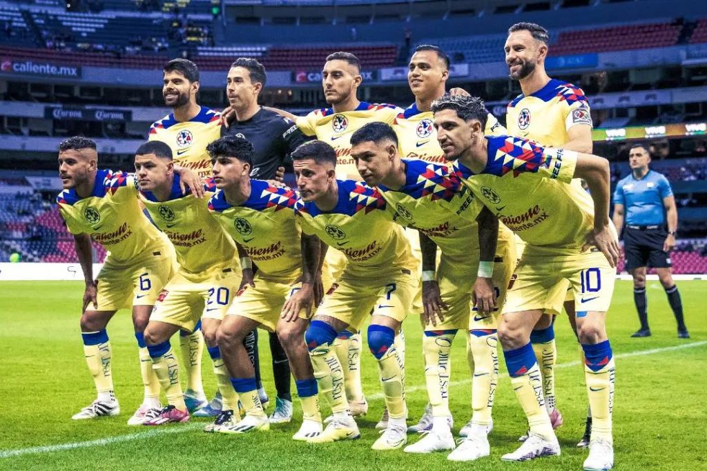 América vence al Santos y se confirma como líder del fútbol mexicano