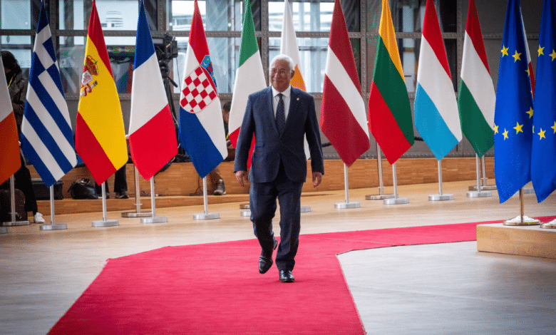 Renuncia primer ministro de Portugal tras implicación en caso de corrupción