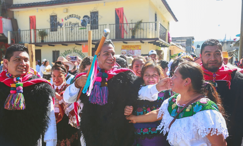 Eduardo Ramírez avanza, visita San Cristóbal de las Casas y Chenalhó