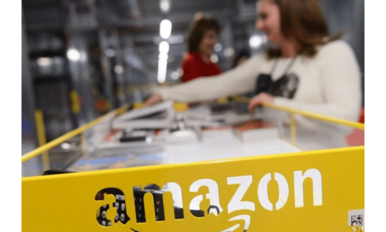 Amazon es multado por vigilar a sus empleados en Francia