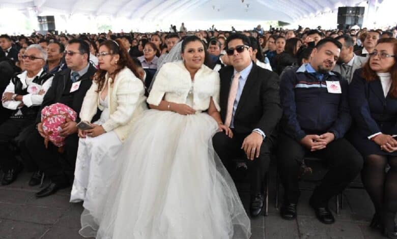 Anuncian bodas colectivas gratuitas el 14 de febrero en Edomex
