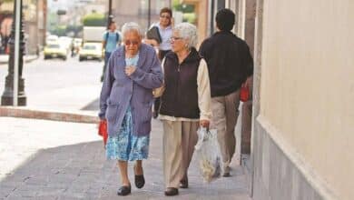 Gobierno asumirá parte en el pago de pensiones, dice AMLO