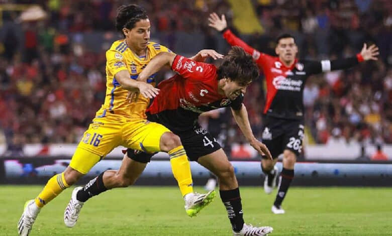 A Tigres solo le alcanza para el empate ante Atlas