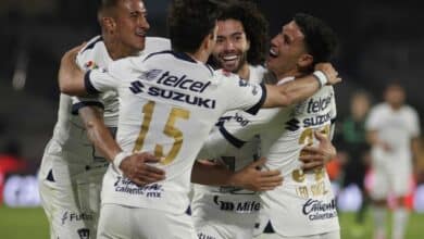 Pumas se da festín en CU, golea 3-0 a Santos