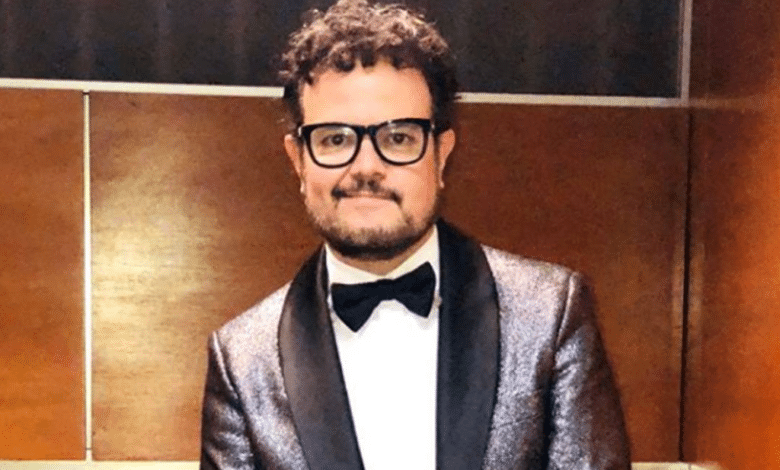 ¡Casi llega a los golpes! Aleks Syntek revela que su hijo se pelea en fiestas para poner Queen