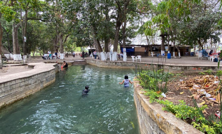 Comienzan a llegar familias a visitar el Balneario San Agustin el Aguaje