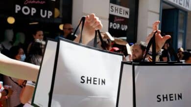 Francia busca penalizar la moda fast fashion de empresas como Shein