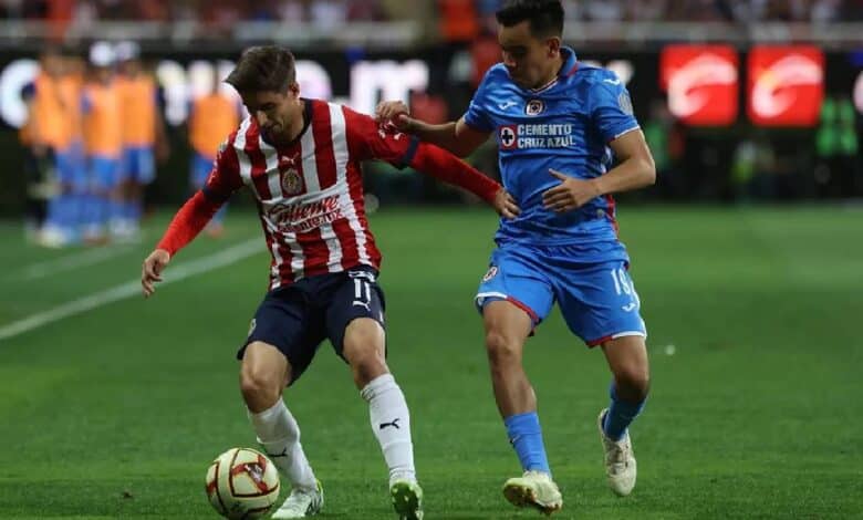 Cruz Azul busca quien pague platos rotos; recibe a Chivas