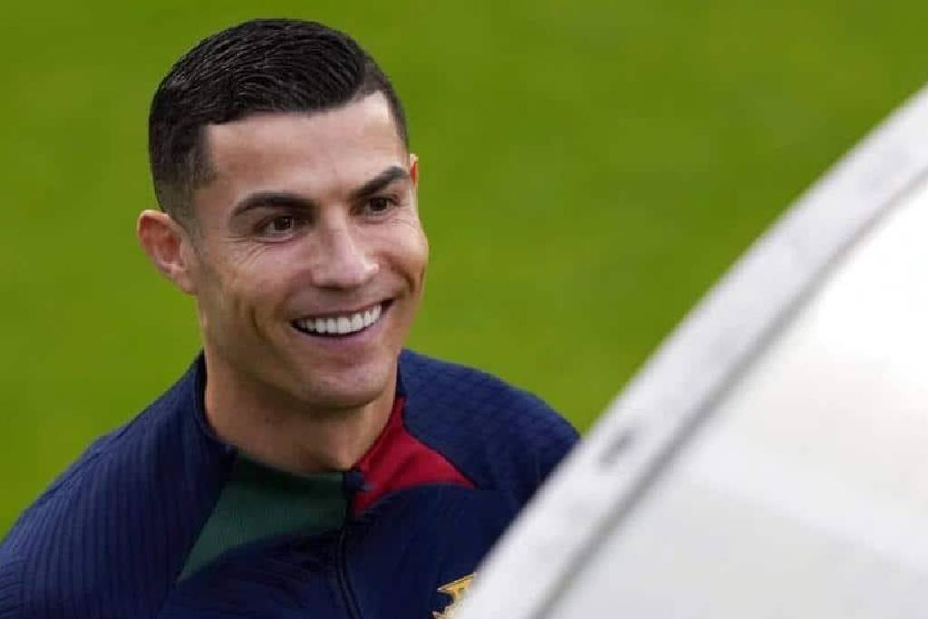 Cristiano Ronaldo Y La Millonaria Cantidad Que Gastó En Su Ferrari - El ...