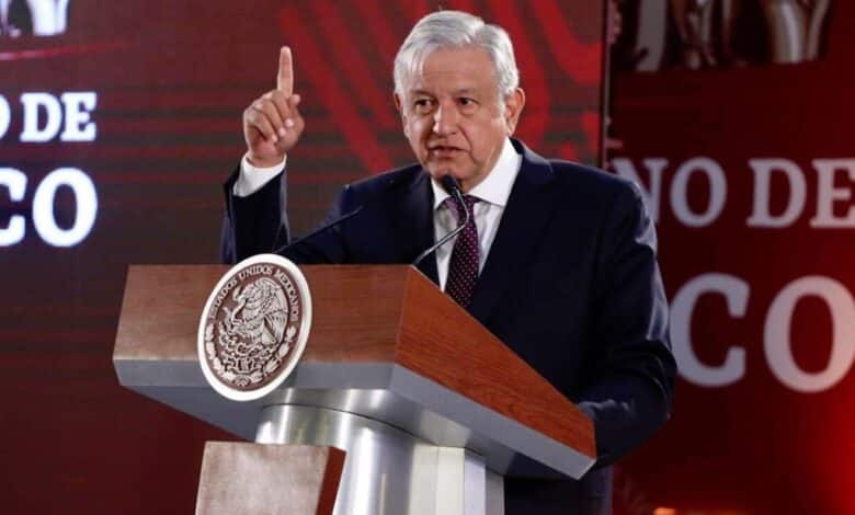 AMLO rechaza riesgo de "retroceso democrático" como plantea CEM