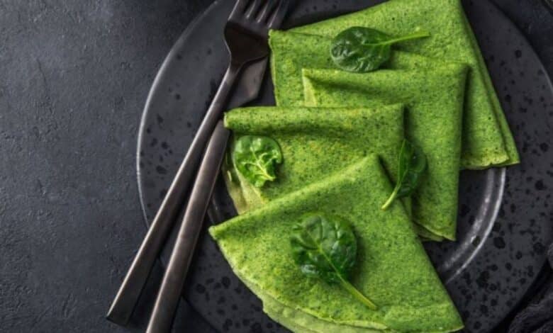 Crepas de espinaca con queso; una cena fácil y sana