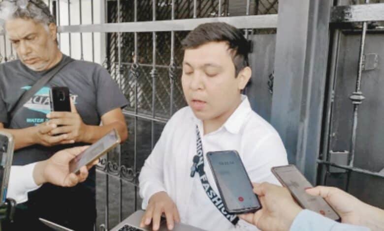 Pide padre de familia chiapaneco derecho a ver a su hija