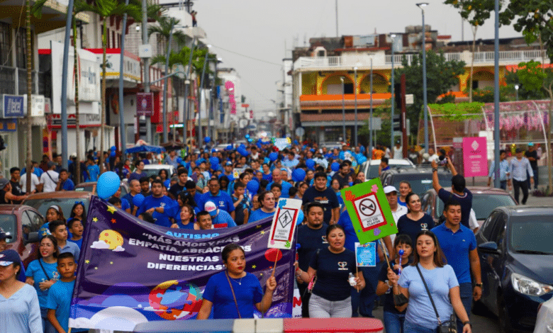 Realizaron caminata azul "Mas amor y mas empatía" en Tapachula