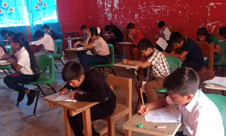 Retornan a clases estudiantes en Chiapas; prevén ausencias por eclipse