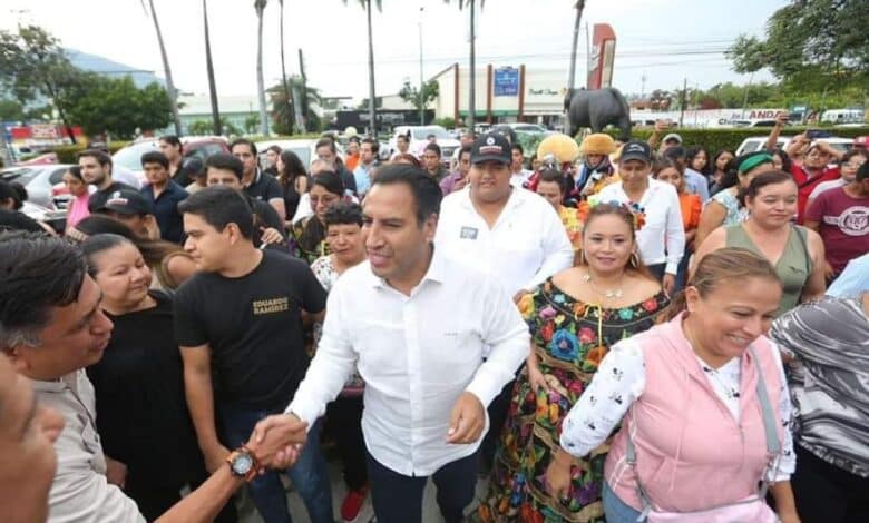 Visita Eduardo Ramírez Aguilar el mercado público Juan Sabines en Tuxtla Gutiérrez