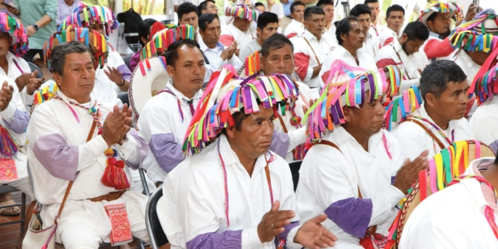 CHIAPAS CELEBRAN.