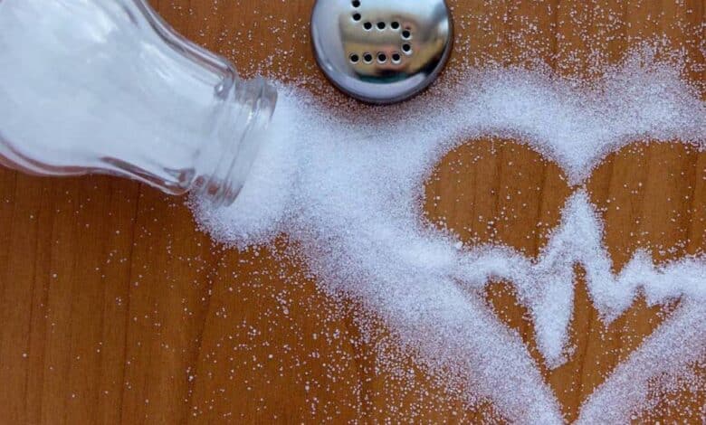 El exceso de sal en las comidas puede provocar dermatitis atópica