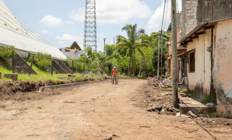 Se pavimentan calles para el desarrollo de Tapachula