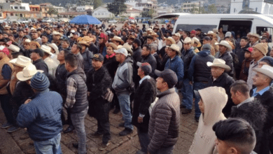 Indígenas de San Juan Chamula toman casetas de cobro y exigen cumplimiento de obras