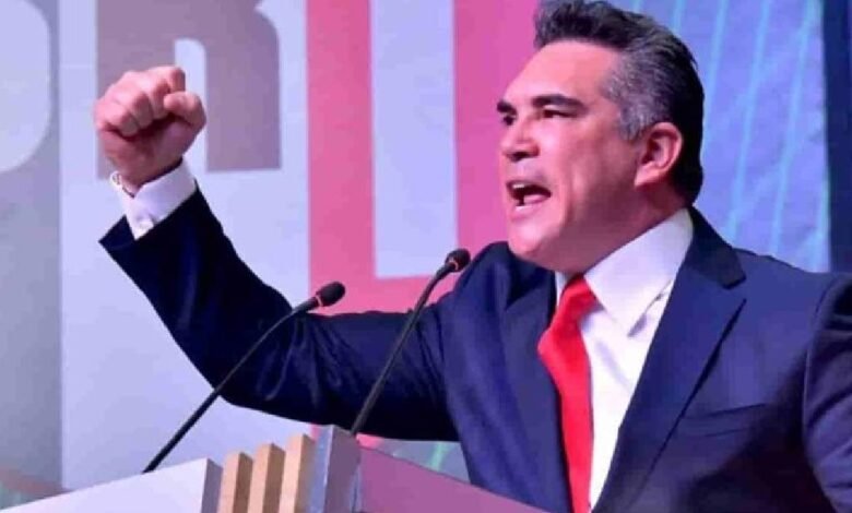 "El PRI está firme y de pie", dice "Alito" Moreno