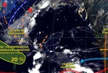 Canal de baja presión en el sureste de México ocasionará lluvias fuertes