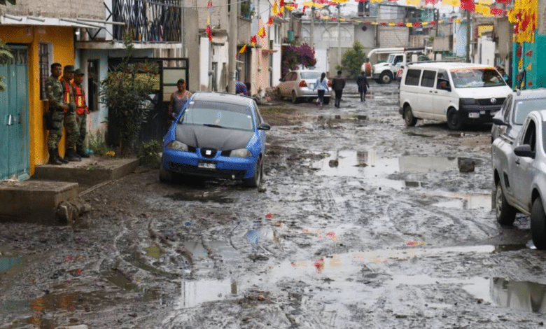 Desbordamiento del río San Rafael provoca nuevas inundaciones en Chalco