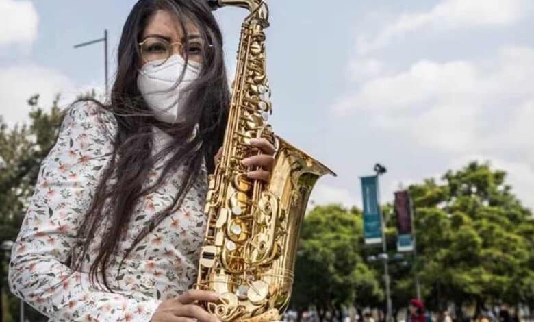 Queda en libertad agresor de la saxofonista María Elena Ríos