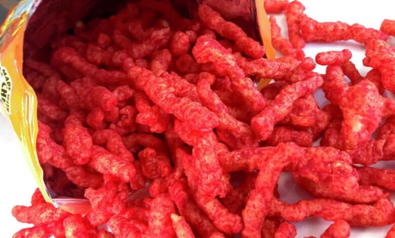 California prohíbe la venta de Flamin Hot Cheetos en escuelas