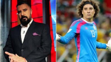 Álvaro Morales destroza a Guillermo Ochoa