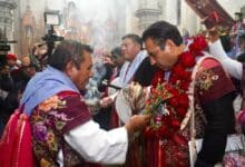 Eduardo Ramírez recibe la bendición tradicional para liderar con firmeza y sabiduría