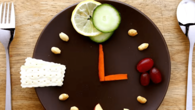 El motivo por el que no deberías comer después de las 5 de la tarde