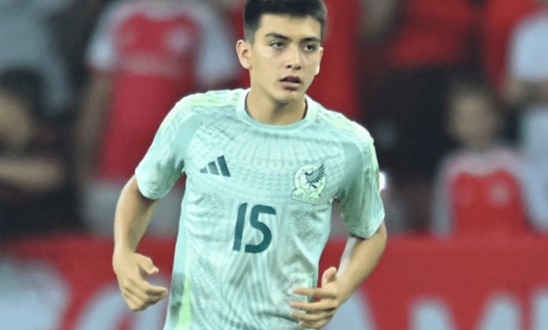 Gilberto Mora, el futbolista más joven en debutar con la Selección Mexicana