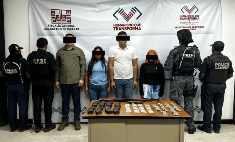 SSP y FGE detienen a cuatro personas con presuntas drogas y arma de alto calibre en Suchiapa