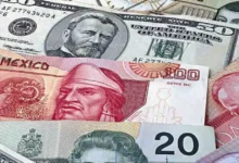 Peso se recupera frente al dólar y cierra en 20.30