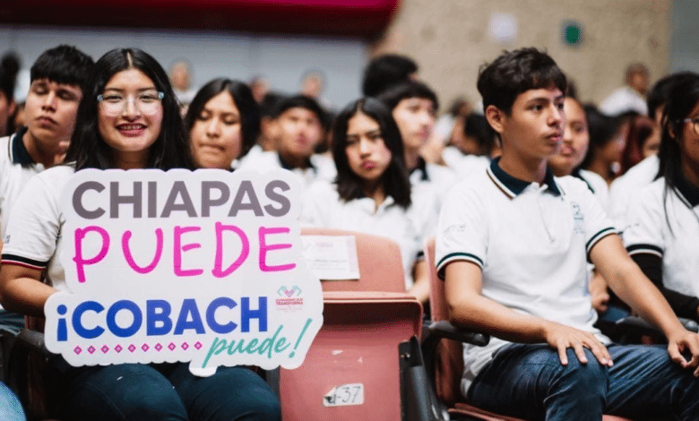 Estudiantes del Cobach agradecen al gobernador Eduardo Ramírez el apoyo de internet móvil gratuito