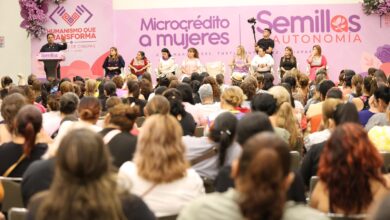 Entrega Eduardo Ramírez recursos de “Semillas de Autonomía”