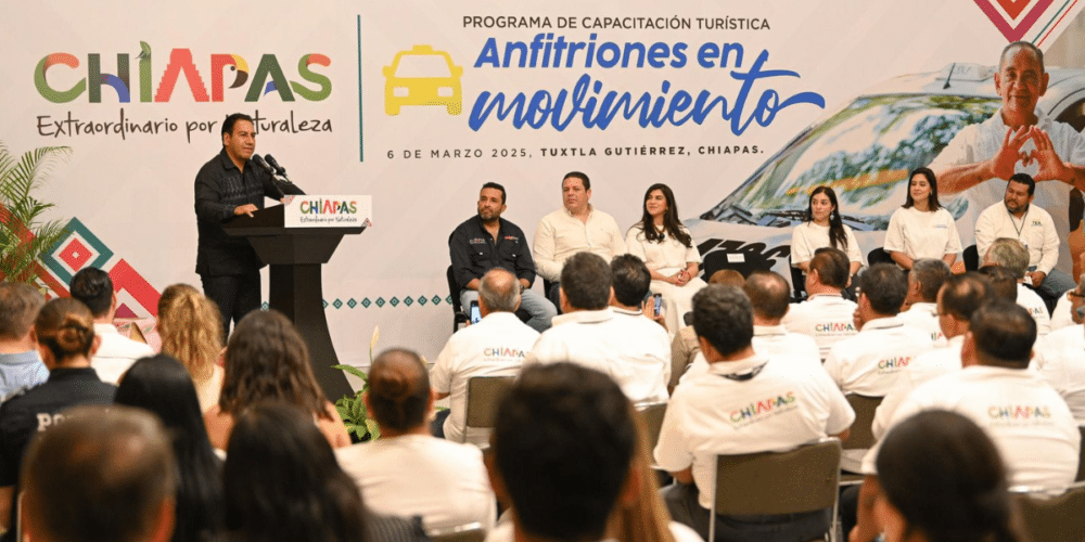 Encabeza Eduardo Ramírez el arranque del Programa de Capacitación Turística Anfitrión en Movimiento