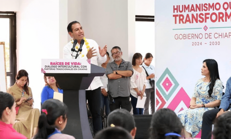Gobernador de Chiapas reconoce el trabajo de la partería tradicional