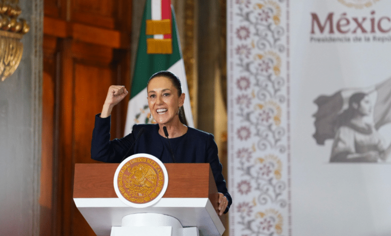 Incrementa Claudia salario de docentes