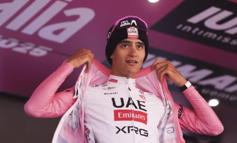 Isaac del Toro roza la gloria en el Giro de Italia y conquista corazones con su hazaña (Foto por AP)