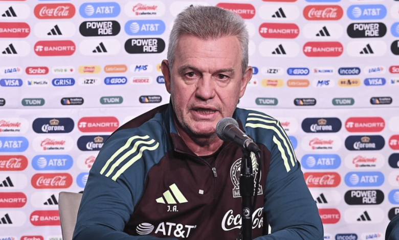 Ochoa al banquillo Aguirre revela primeros titulares para el duelo ante Suiza (Foto por IMAGO)