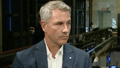 Un video proyectado durante un concierto de Coldplay exhibió al CEO de la firma Astronomer en una actitud comprometedora con una alta ejecutiva de la compañía. La escena generó una ola de reacciones y provocó la separación temporal del directivo mientras se realiza una investigación interna.