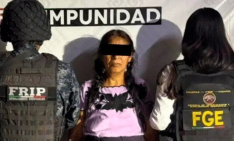 Detienen a mujer en Chiapas por presuntamente pagar a un menor para asesinar a su expareja