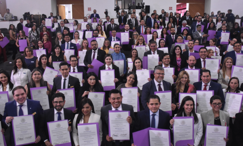 INE inicia entrega de constancias para magistrados; se reconoce a las elecciones judiciales como un hecho histórico