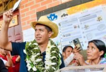 Apedrean en Bolivia al candidato Andrónico Rodríguez en plena jornada electoral